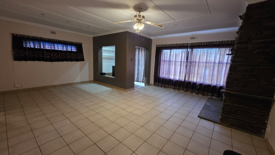 4 Bedroom Property for Sale in Songloed North West